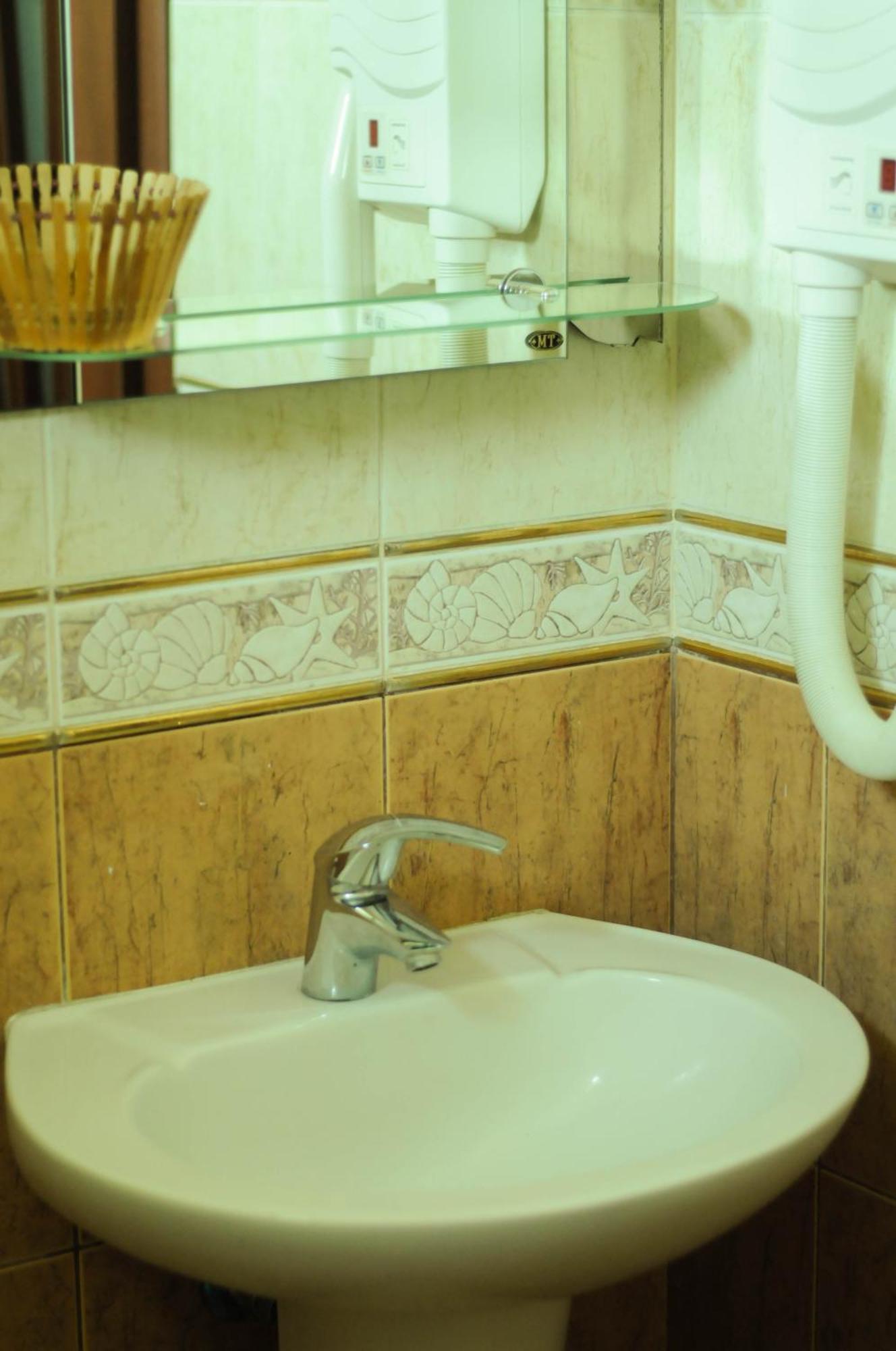 Don Kihot Hotel Novovolyns'k Quarto foto